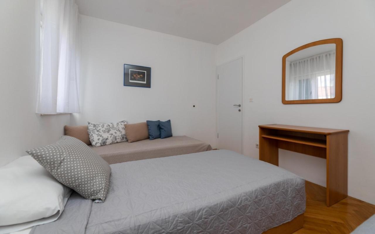 Apartment In Supetar With Sea View, Balcony, Air Conditioning, W-Lan 3553-2 Eksteriør billede
